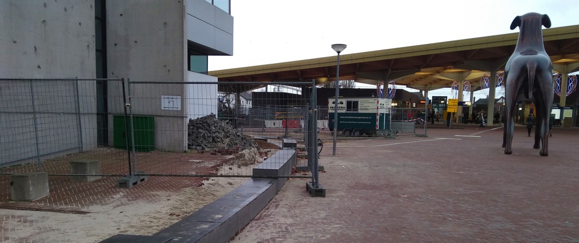 FLORIJNAS - STATIONSPLEIN | ASSEN