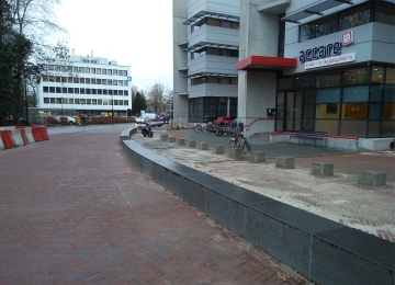 FLORIJNAS - STATIONSPLEIN | ASSEN
