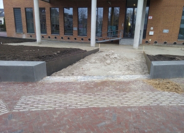 FLORIJNAS - STATIONSPLEIN | ASSEN
