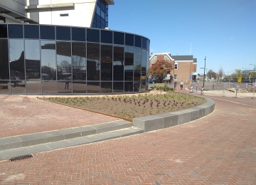 FLORIJNAS - STATIONSPLEIN | ASSEN